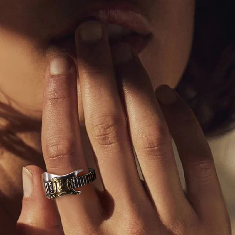 Retro Electric Guitar Ring For Men Punk Gothic Rock Hiphop Open Ring Handmade Designer Jewelry Unisex Accessories Music Artist